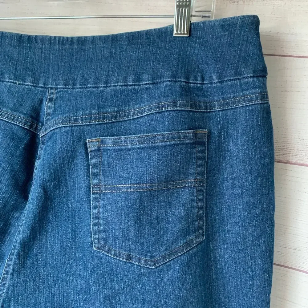 Westbound Denim Jean Bermuda Shorts Pull On Cuffed Hem Size 18